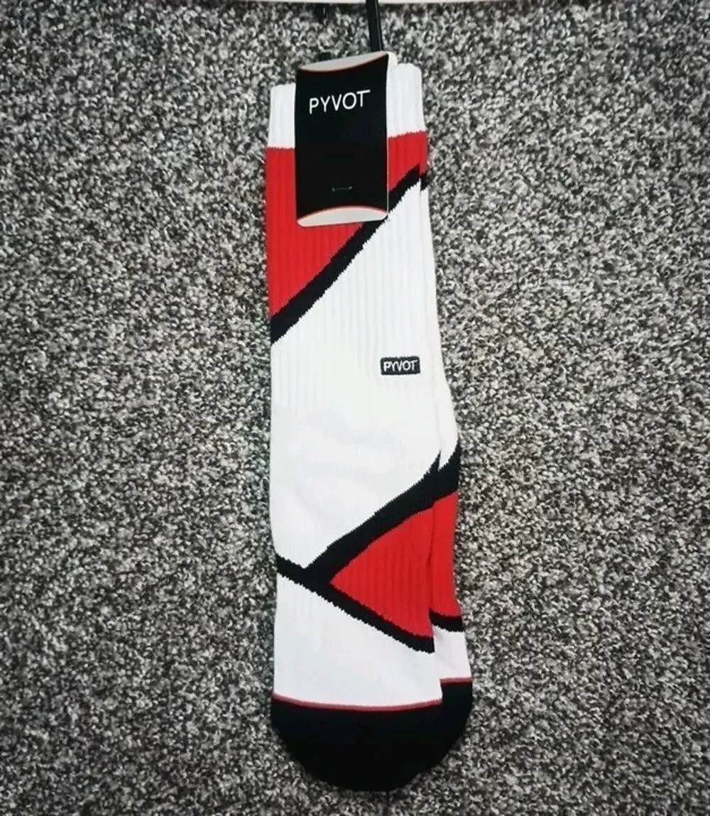 PYVOT Crew Socks New With Tags Unisex Size 7-12 Novelty Colorful Athletic Gifts